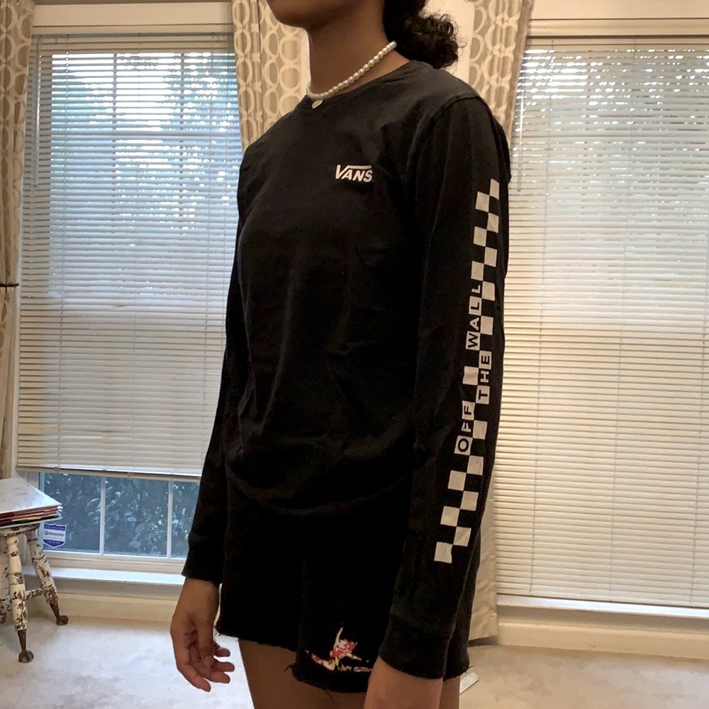 Vans long sleeve shirt! (Size M)